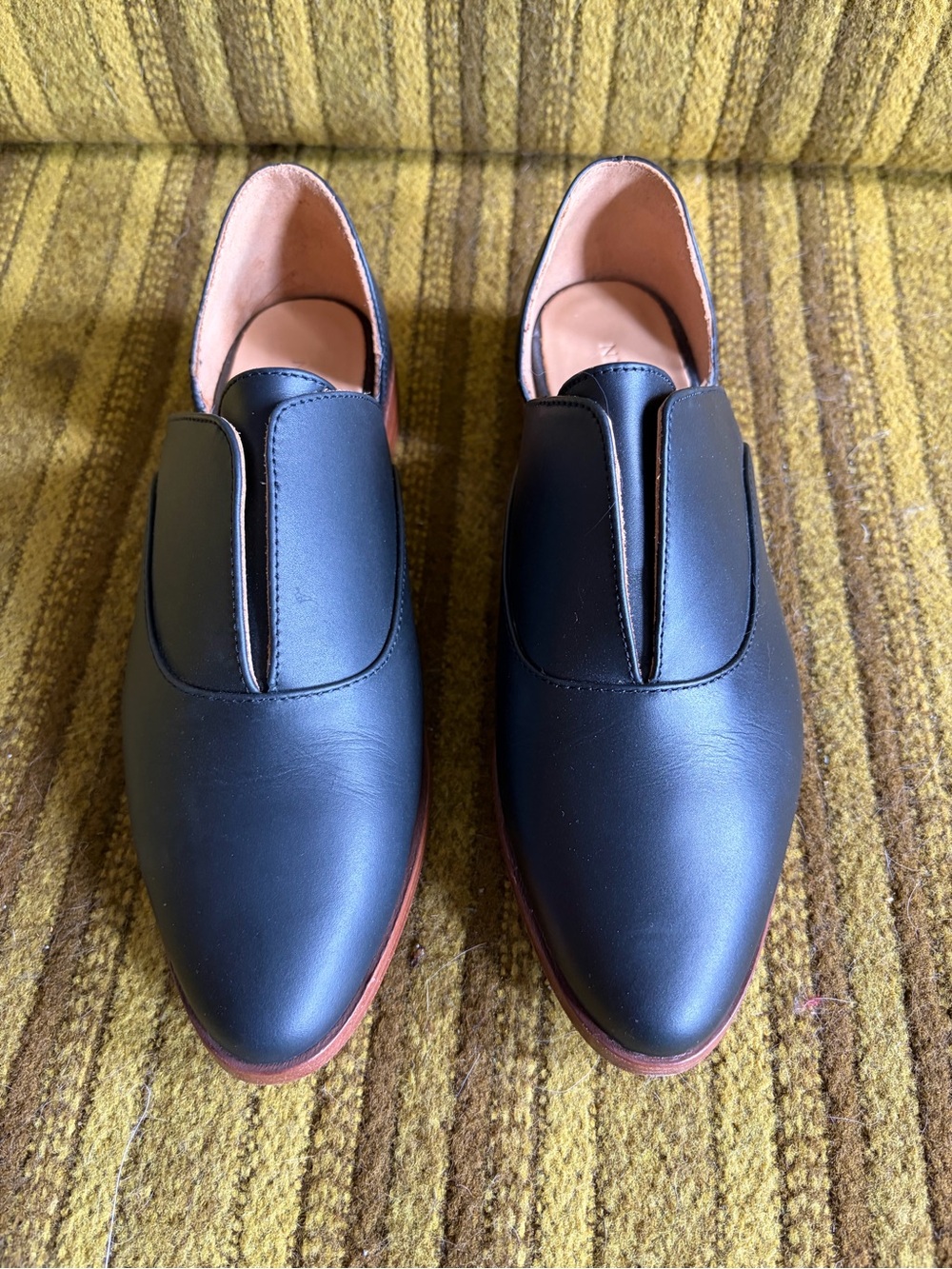 Nisolo Emma d’Orsay Black Leather Slip-On Loafers